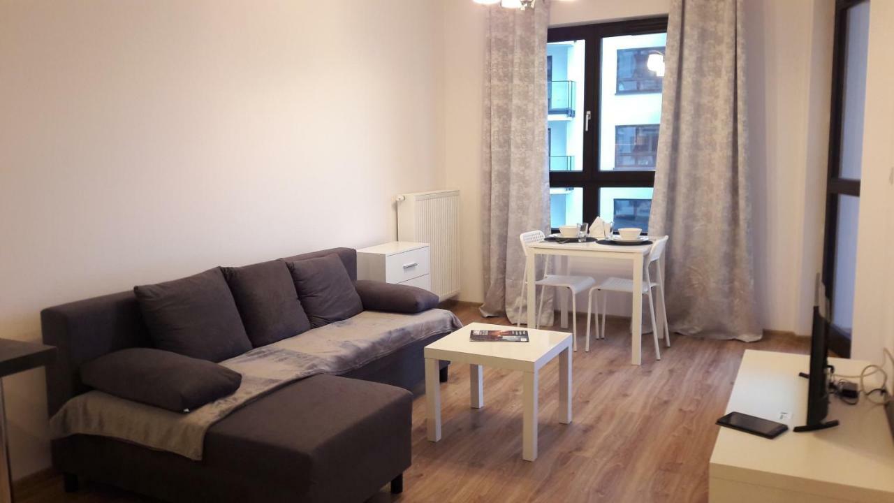 Newburg Apartments Wolska Varsavia Esterno foto